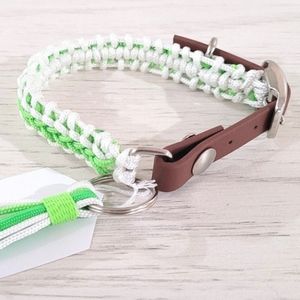 1/2" Green and White Paracord Dog Collar with Adjustable Adapter - X-Small